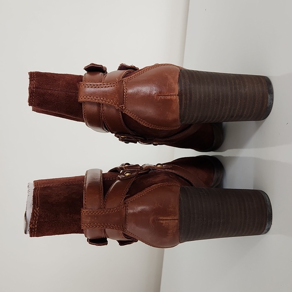 UGG Dandridge Boots 5 - Picture 7 of 14